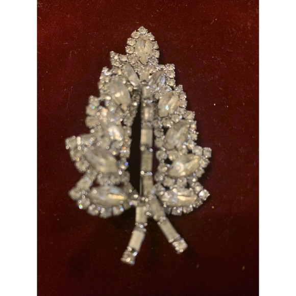 Vintage Clear Stone Sparkling WEISS BROOCH - Picture 16 of 16